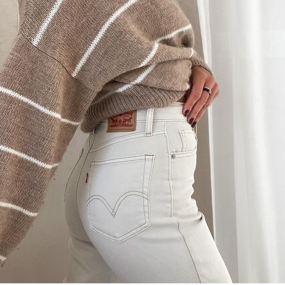 NWT 501 Levi’s white jeans. - Picture 3 of 16